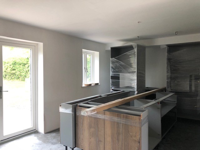 NEW KITCHEN READY FOR FITTING