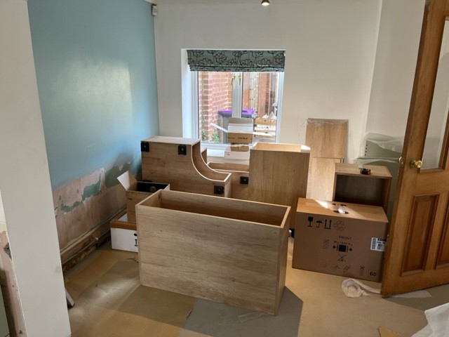 DELIVERY AND FIT NEW KITCHEN