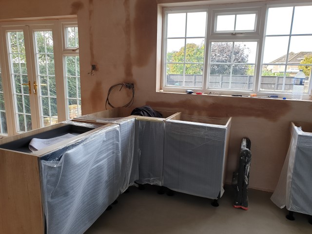 DELIVERED KITCHEN READY TO FIT
